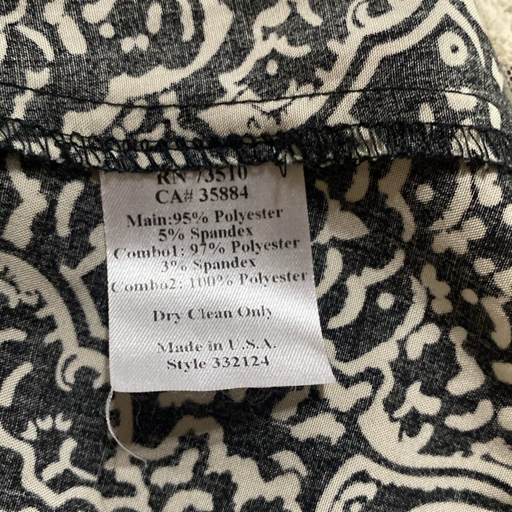 Ivy Jane Black Graphic Embellished Blouse - Picture 8 of 8
